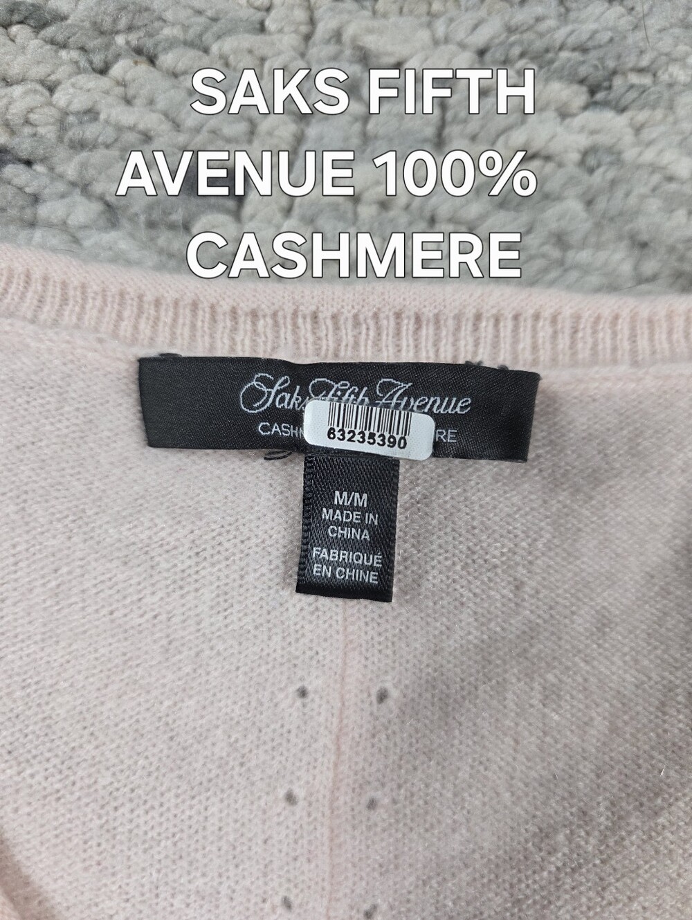 Saks Fifth Avenue 100% Cashmere Pale Pink V-Neck Sweater M NWOT Quiet Luxury - Picture 3 of 12